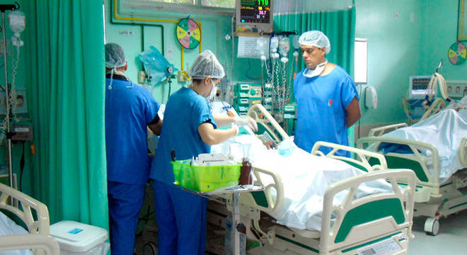 Covid-19: casos oficiais representam 8% de número real, diz estudo